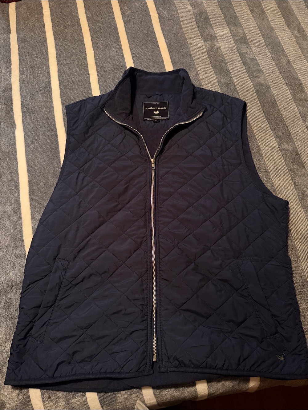 Southern Marsh Men's Quilted Navy Zip Vest